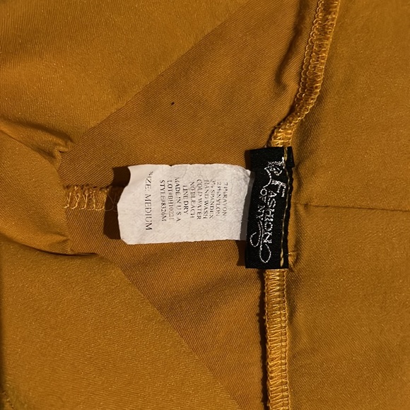 Fashion Of NY womens pants - Picture 2 of 2